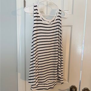 Old Navy. Size XL. Tunic tank top.
